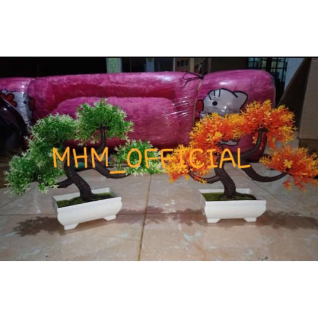 Bunga plastik + pot Hiasan kamar dll ...