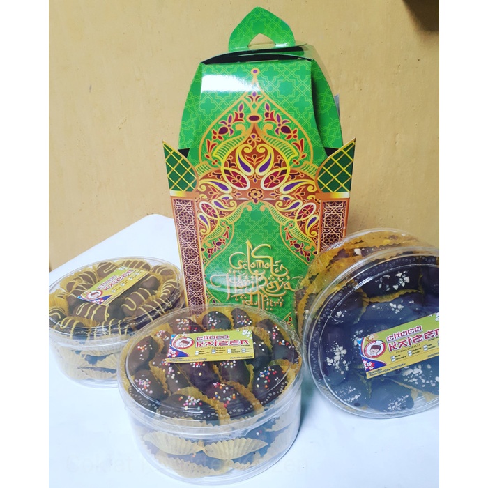 

Coklat Lebaran - Paket Kurcok ( Kurma Coklat ) Lebaran / Parsel Idul Fitri