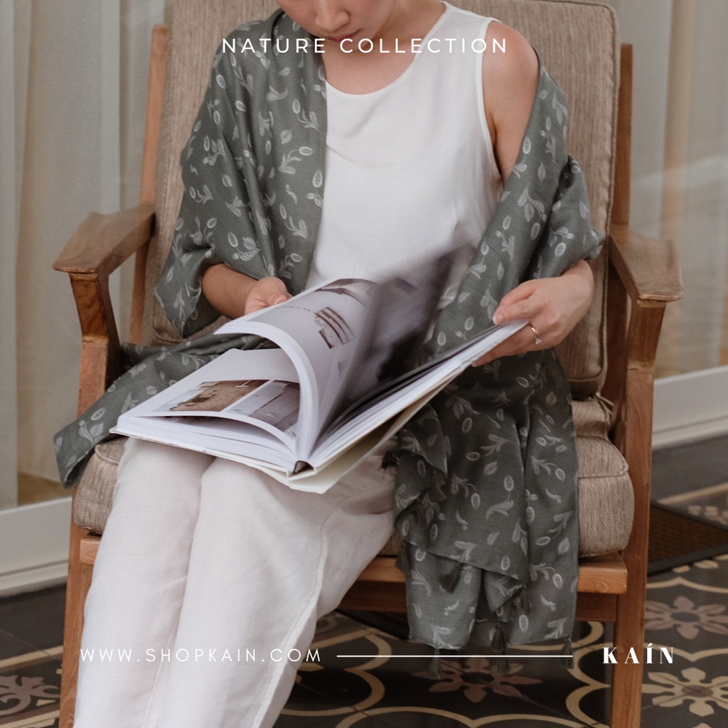 SHOPKAIN Faye Shawl - Nature Collection