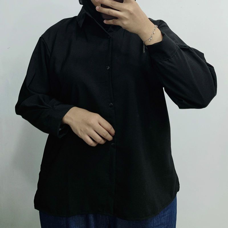 nolabels | KEMEJA WANITA PUTIH POLOS  | KEMEJA KERJA FORMAL WANITA HITAM PUTIH | KEMEJA BASIC WANITA OVERSIZE LENGAN PANJANG | KEMEJA POLOS BASIC / KEMEJA PUTIH BERSIH KULIAH OSPEK / KEMEJA BASIC TOP / KEMEJA WANITA POLOS LENGAN PANJANG