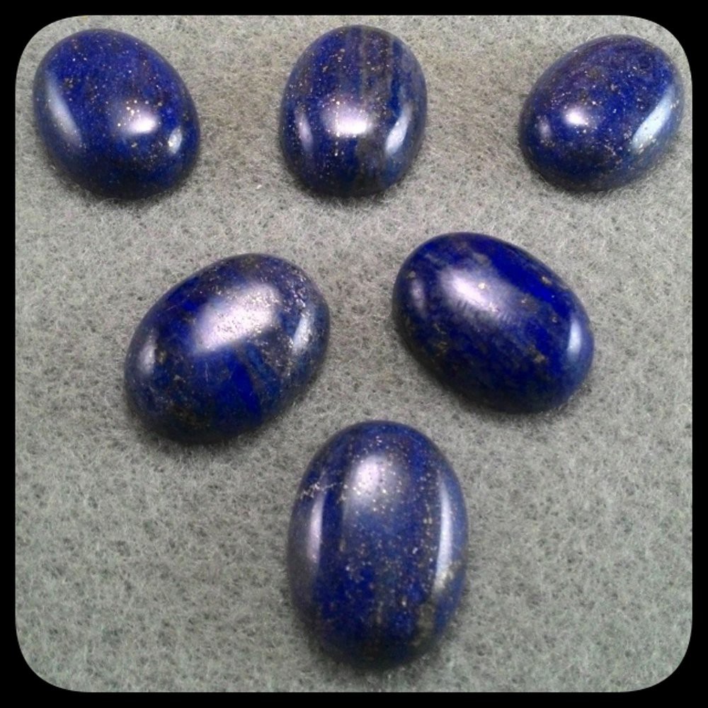 NATURAL LAPIS LAZULI SERAT EMAS HQ