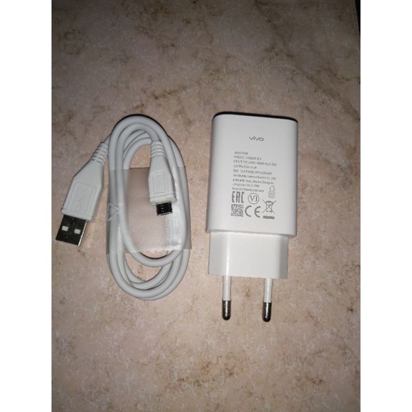 CHARGER ORIGINAL VIVO.Y53.y71Y81.Y83.V5S.V5.2 A