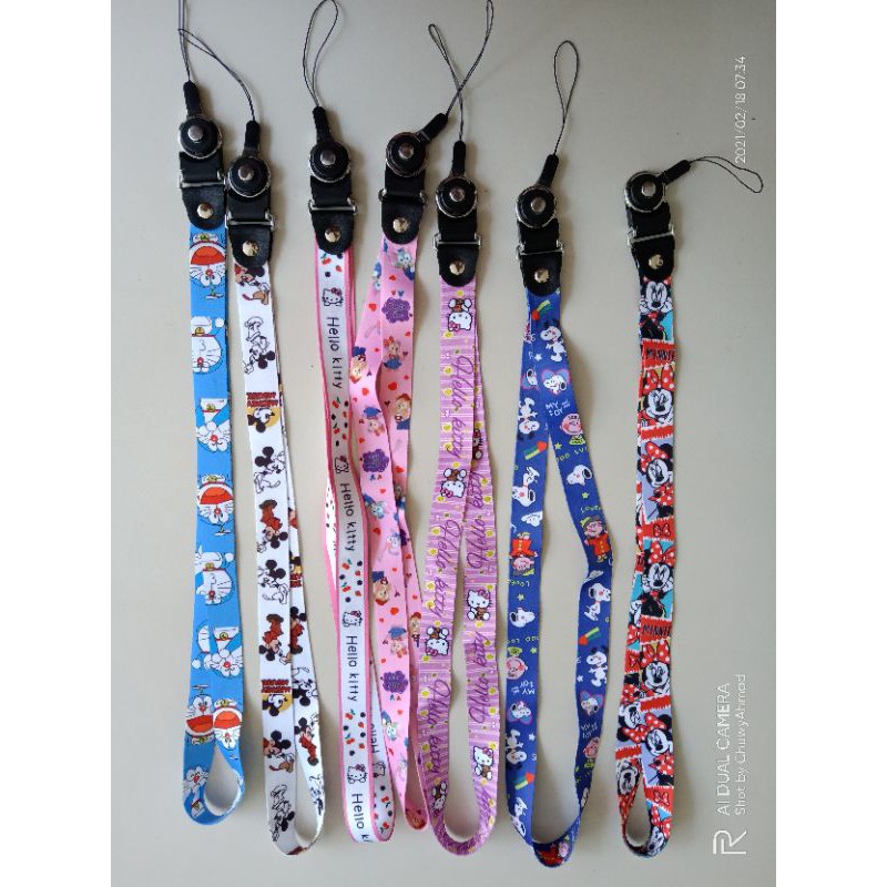 Gantungan HP kalung handphone karakter Doraemon Hello kitty