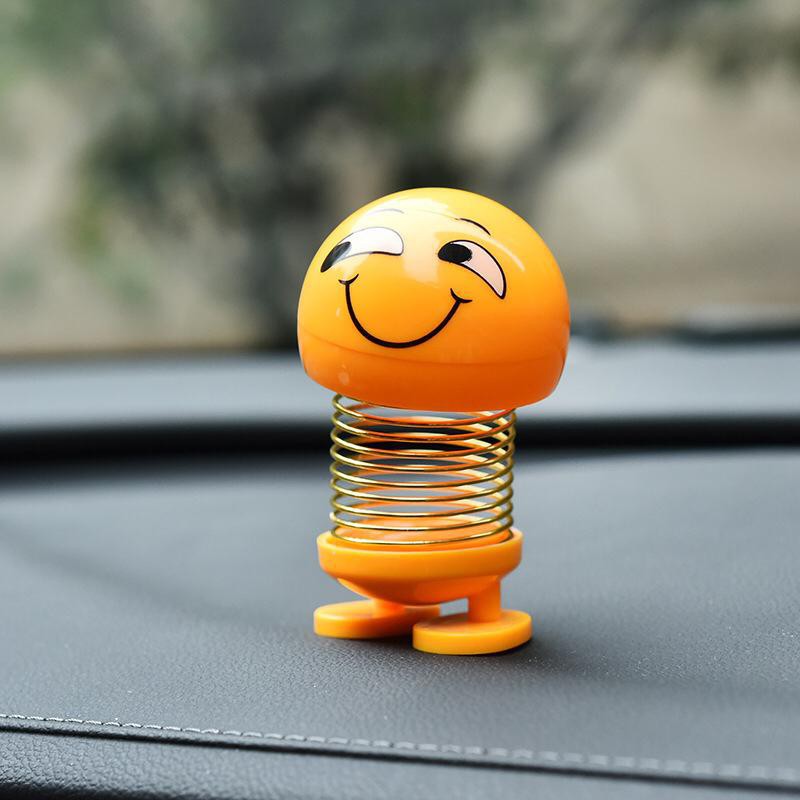 Boneka Emoji untuk Dashboard Mobil Bouncing Shaking Head Dolls Car Pendant