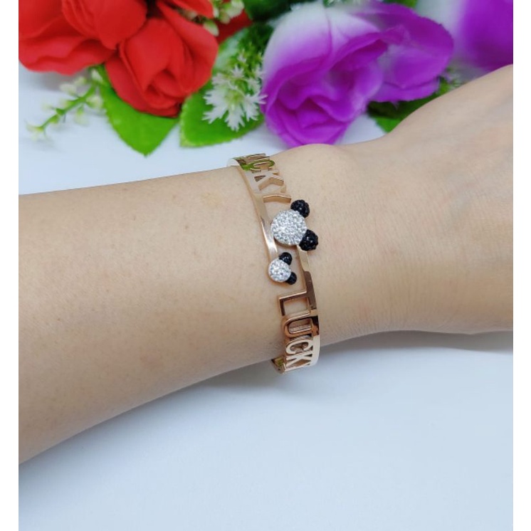 Gelang Titanium Lucky Permata 1057