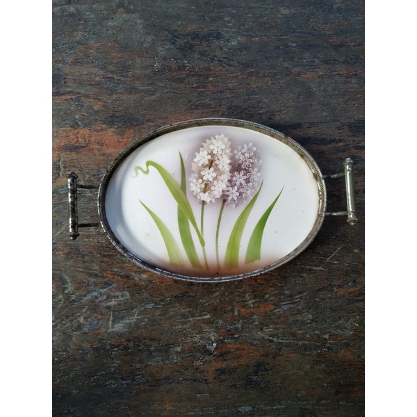 Nampan keramik antik