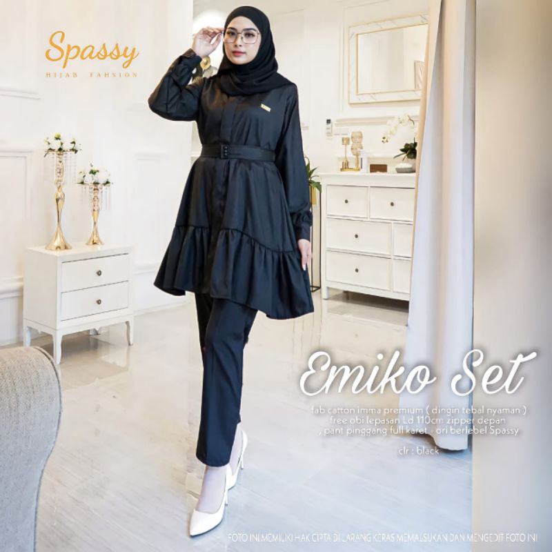EMIKO SET
