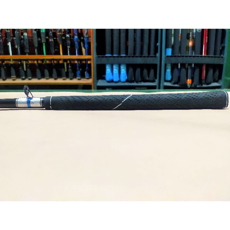 Joran Besutan Carbon Solid