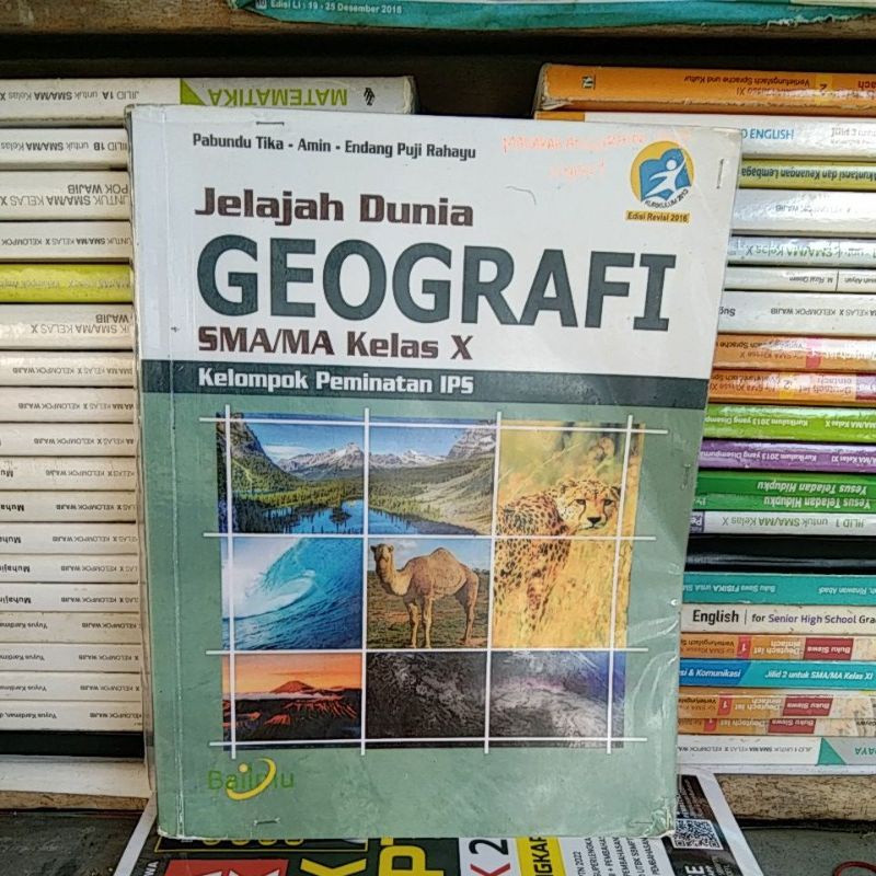 buku penjelajah dunia geografi SMA kelas 10 kelompok peminatan IPS penerbit bailmu pengarang pabundu