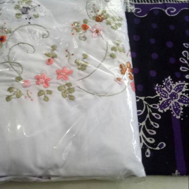 Sarung batik Madura