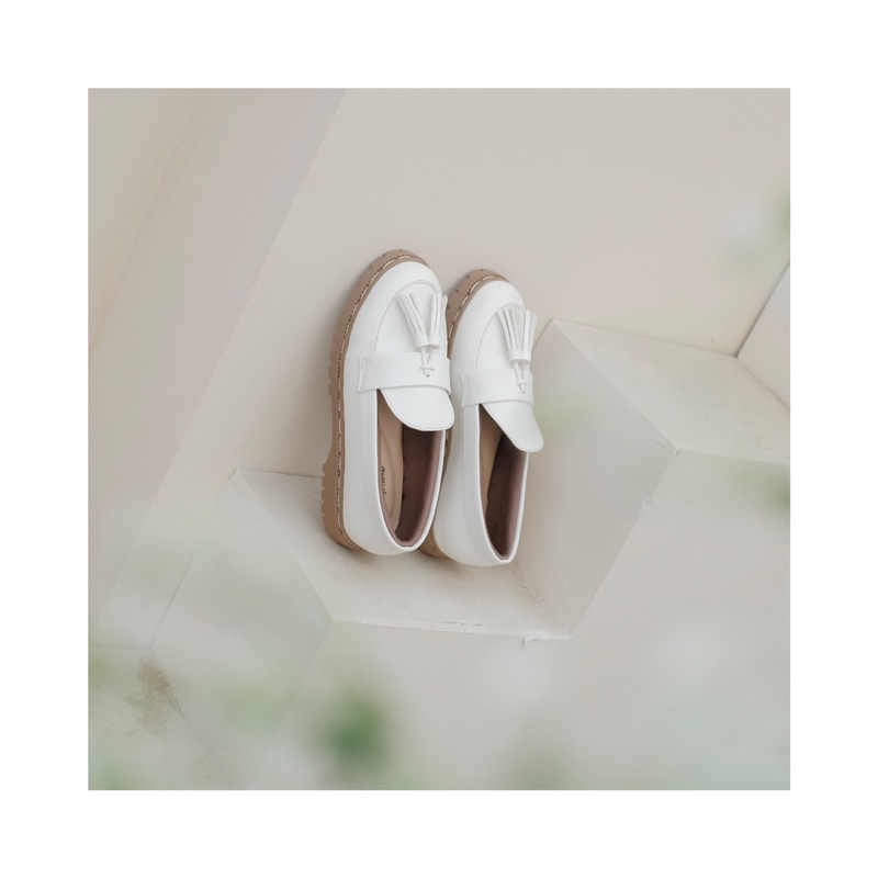 PHOEBE DOCMART - sepatu wanita / dokmart wanita/ loafer