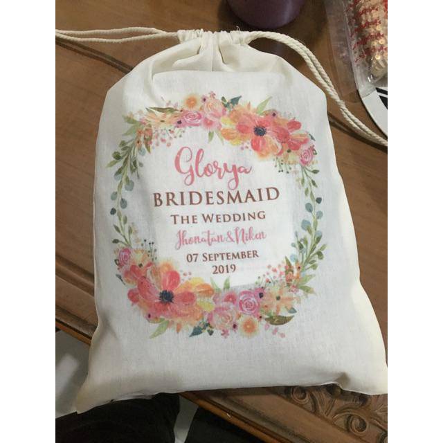 

[25x35] Blacu TEBAL Souvenir Bridesmaid Pouch Serut Tali Murah Custom Desain Totebag GoodieBag