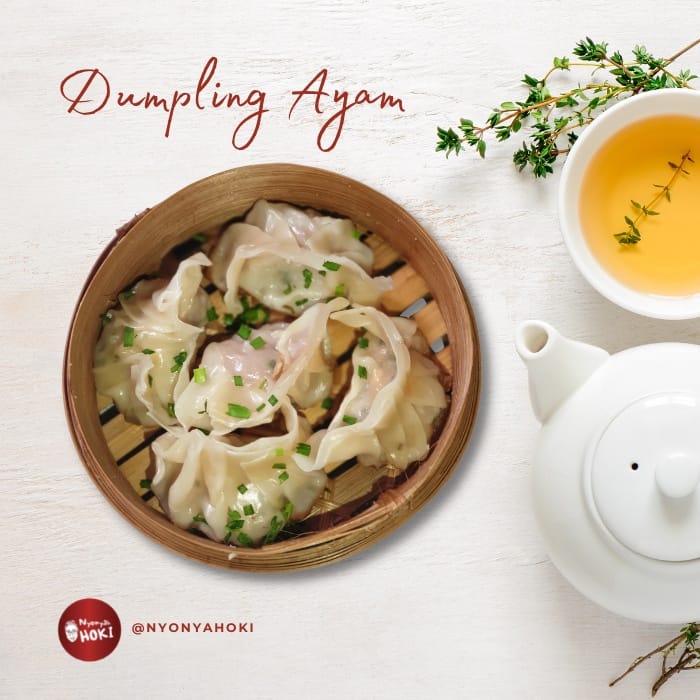 

Dumpling Ayam Extra Soyu Sauce dan Chili Oil
