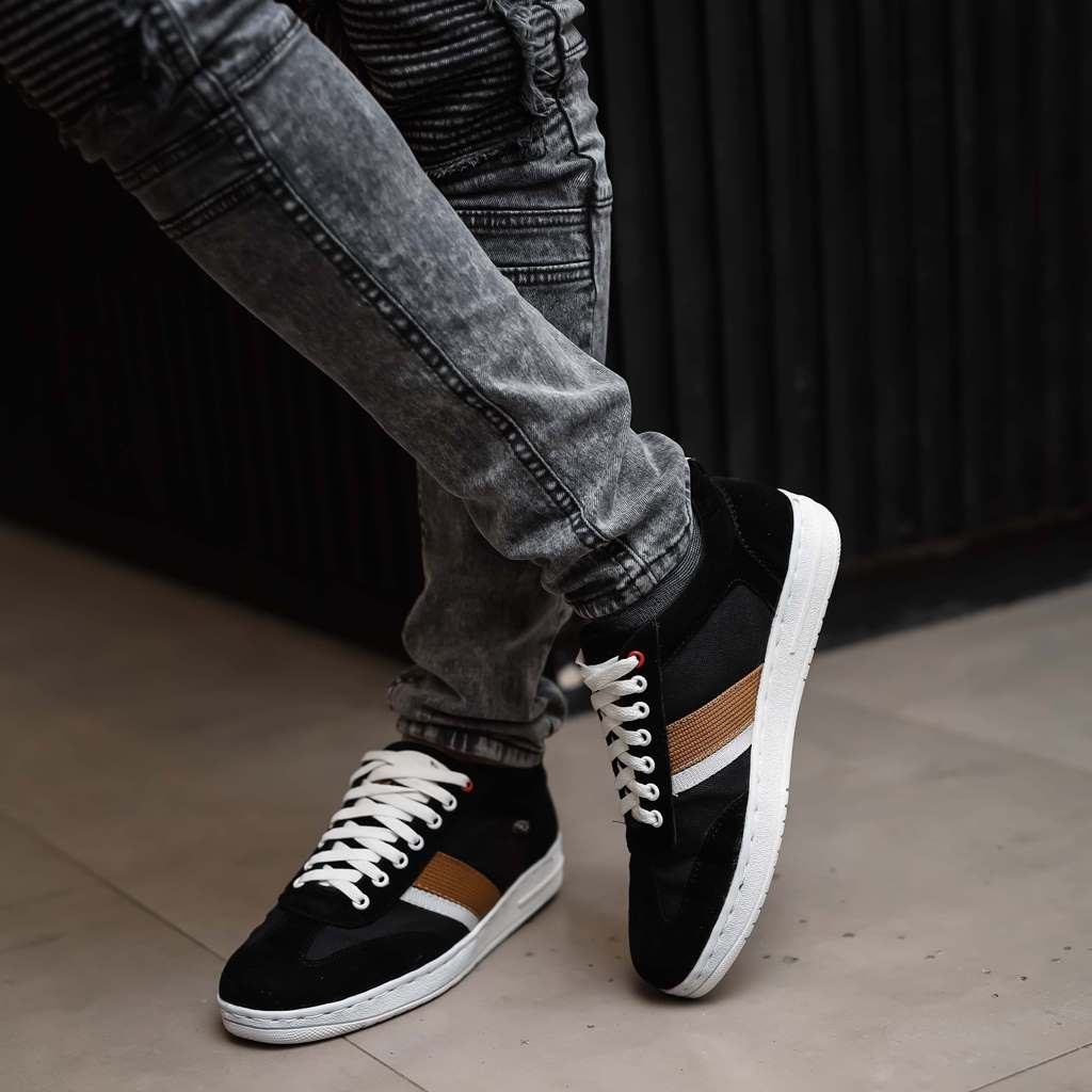 WILSON BLACK ORIGINAL x ARF Sepatu Sneakers Hitam Putih Pria Kets Tali Casual Jalan Santai Hangout Main Nongkrong Kondangan Sekolah Kuliah Distro Bandung Sporty Fashion Simple Sport Shoes Kanvas Canvas Premium Skate Footwear Keren Terbaru Kekinian Branded