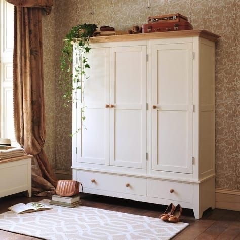 Lemari Pakaian 3 Pintu + Laci Almari Cat Duco Kayu Jati Furniture - Lemari pintu 2