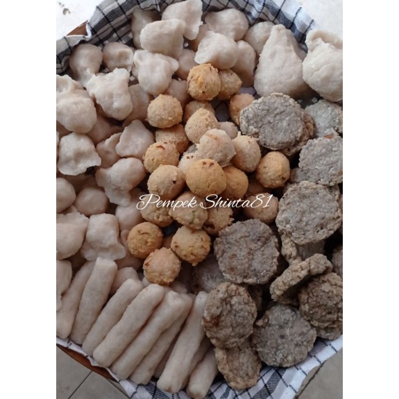 

pempek paket isi 10/pempek murmer/dijamin endess