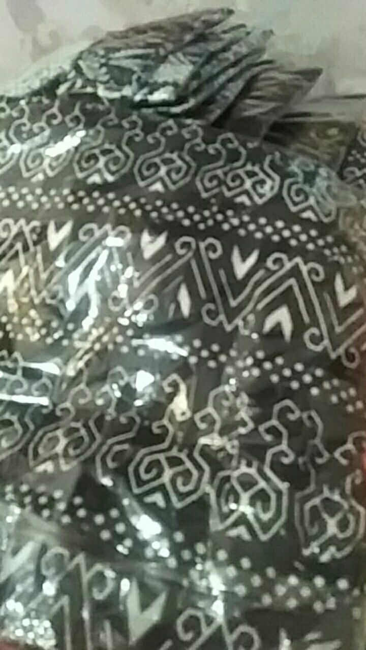 Batik Motif Semutan Monocrom Risna,hrb 021 By Bosbatik