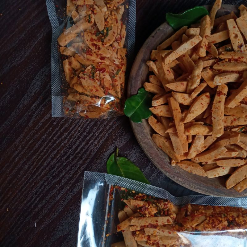

BASRENG CRISPY PEDAS DAUN JERUK STIK BASRENG 500GR