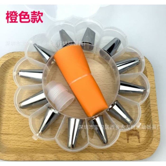 

KUE-PENGHIAS-ALAT- CETAKAN KUE SILICONE 14 PCS SET CREAM ICING SET BAKERY DECORATION -ALAT-PENGHIAS-