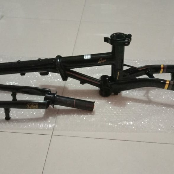 Frame Frame Fnhon Gust Vbrake Black Gold With Fork Ready Stock