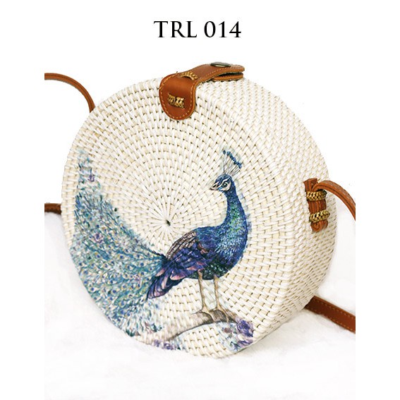 

The Ziel Tas Rotan Bali Bulat Diameter 20cm Lukis Decoupage Motif Burung TRL014