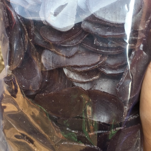 

100 gr KERUPUK KRUPUK JENGKOL HITAM MENTAH CEMILAN ENAK