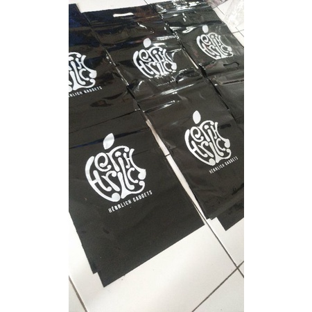 Plastik klip plong sablon 30x38