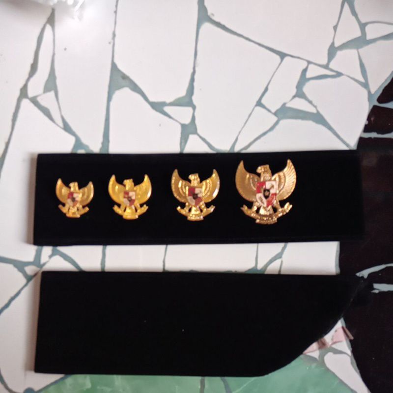 Peci Paskibra+pin garuda