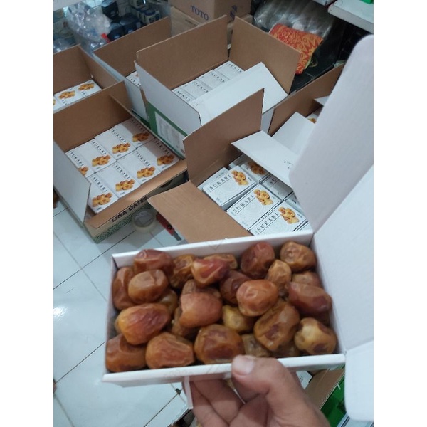 Kurma Sukari Madinah Premium 1kg