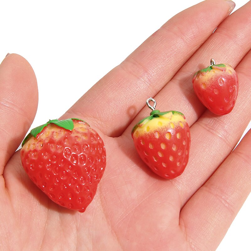 2 Pcs Multi-Ukuran Merah Manis Buah Strawberry Resin Pesona Liontin Anting-Anting Kalung untuk DIY Fashion Perhiasan Membuat Aksesoris