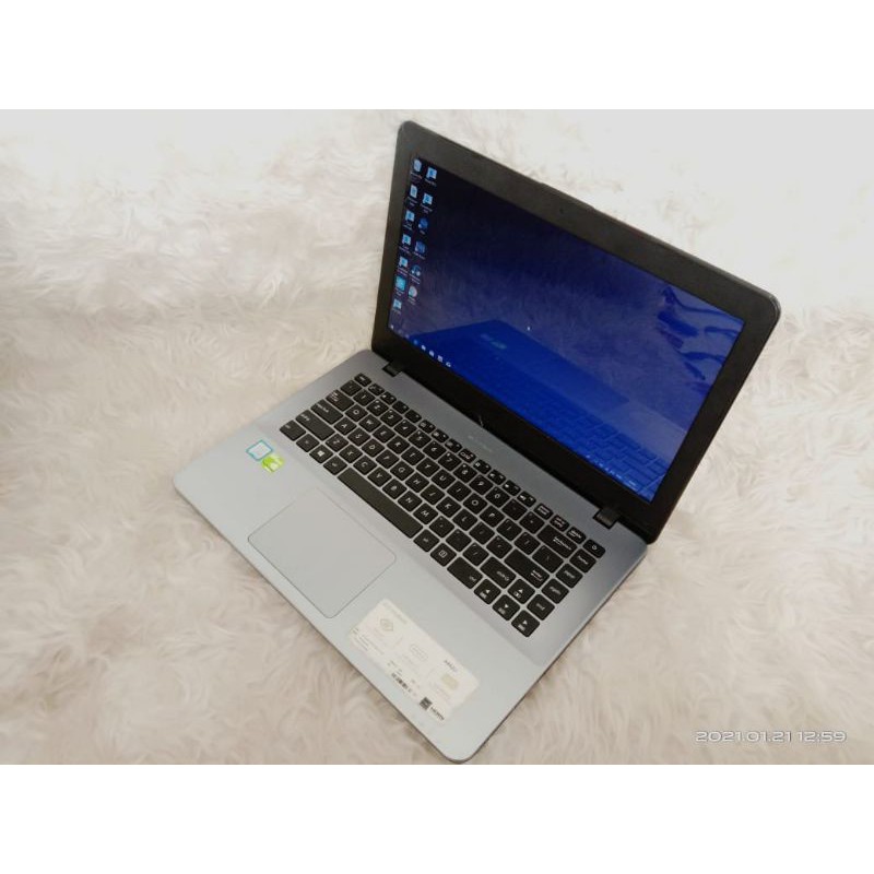 Obral Laptop Second Murah Asus A422UR Core i5 Gen 8