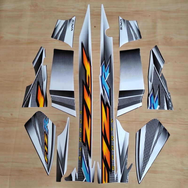STRIPING YAMAHA FIZ R FIZR 2004 PUTIH HITAM