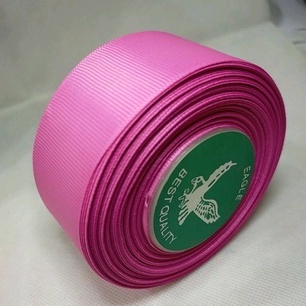 

Pita Grossgrain Pink Muda Ukuran 1.5 inch / 4cm Per Roll