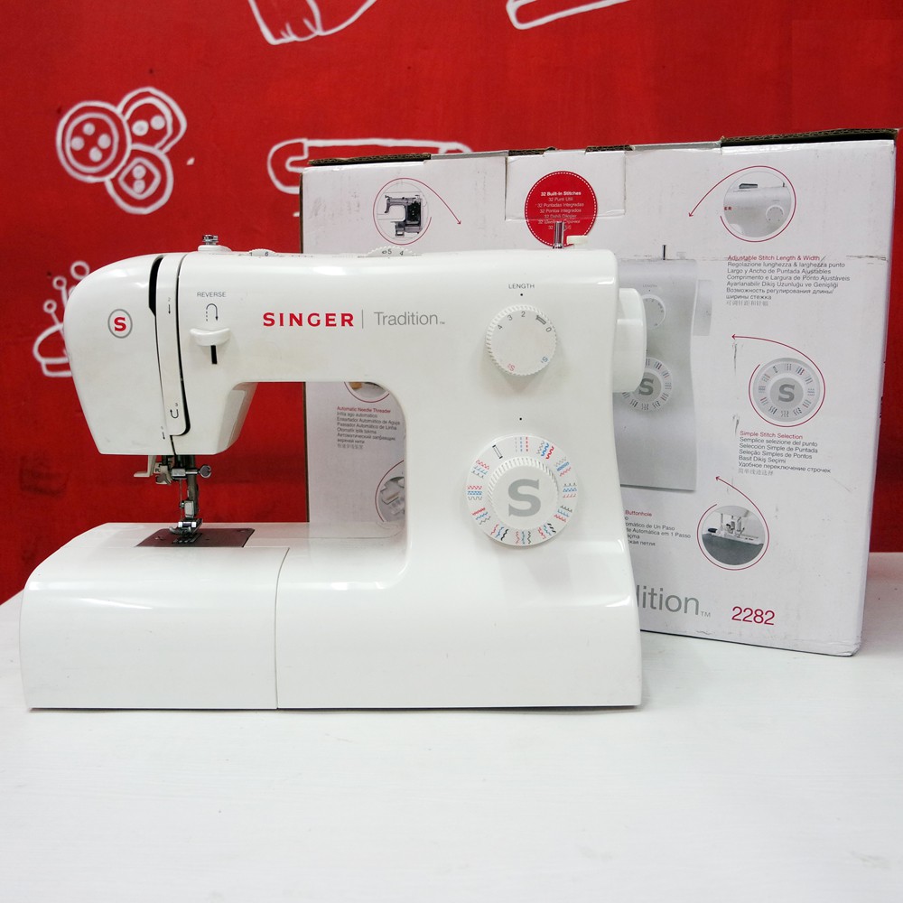 Mesin Jahit Portable Multifungsi SINGER Tradition 2282-6