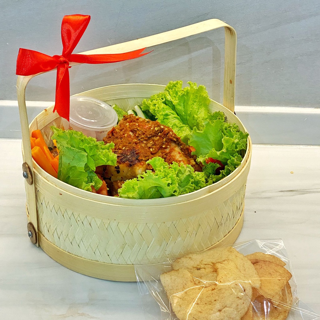 

Ayam Betutu Hampers/Hampers Lebaran/ Hadiah Lebaran/Hampers Ramadan/Ayam Betutu Non MSG/ Lauk Sehat