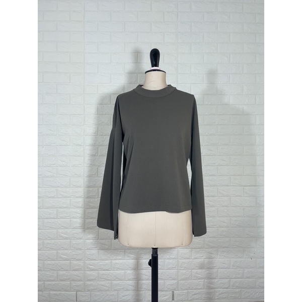 Lona Top- Atasan lengan panjang scuba