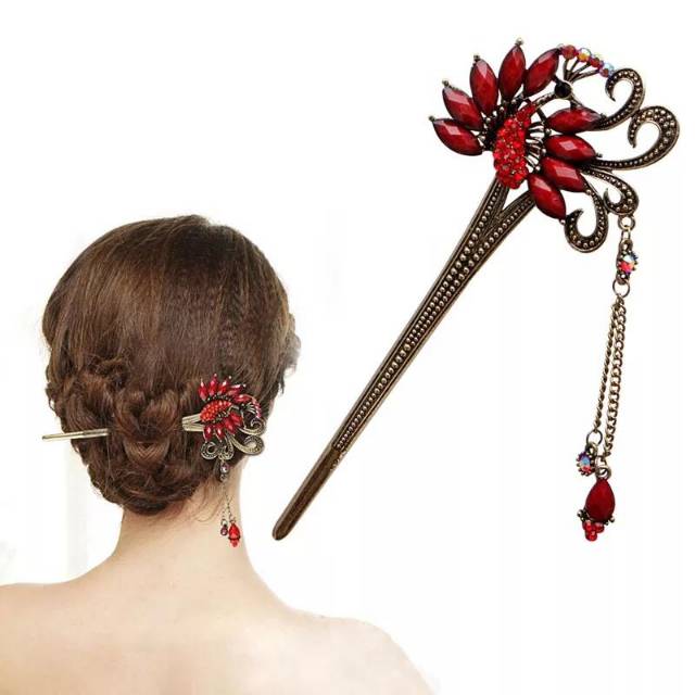 Tusuk konde hair Sticks motif peacock berlian merah imitasi