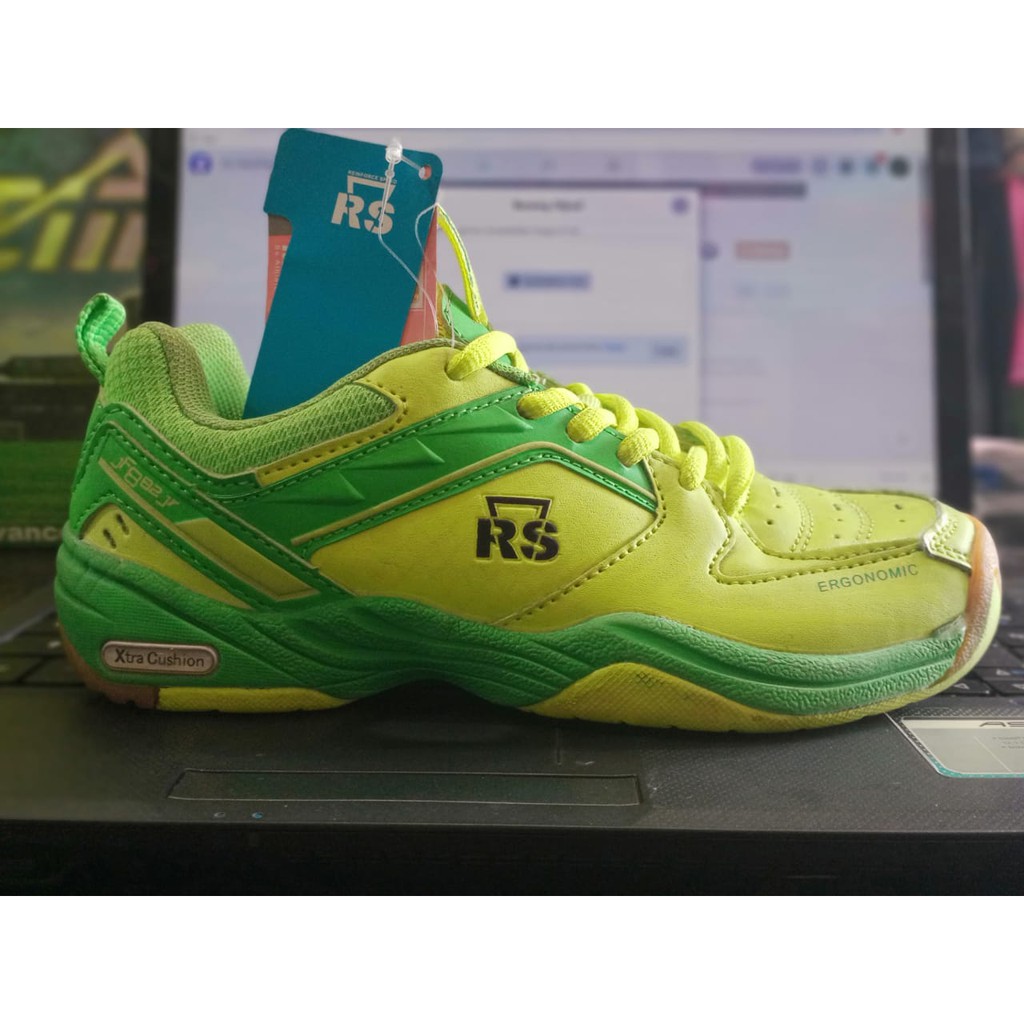SEPATU BADMINTON RS ANAK