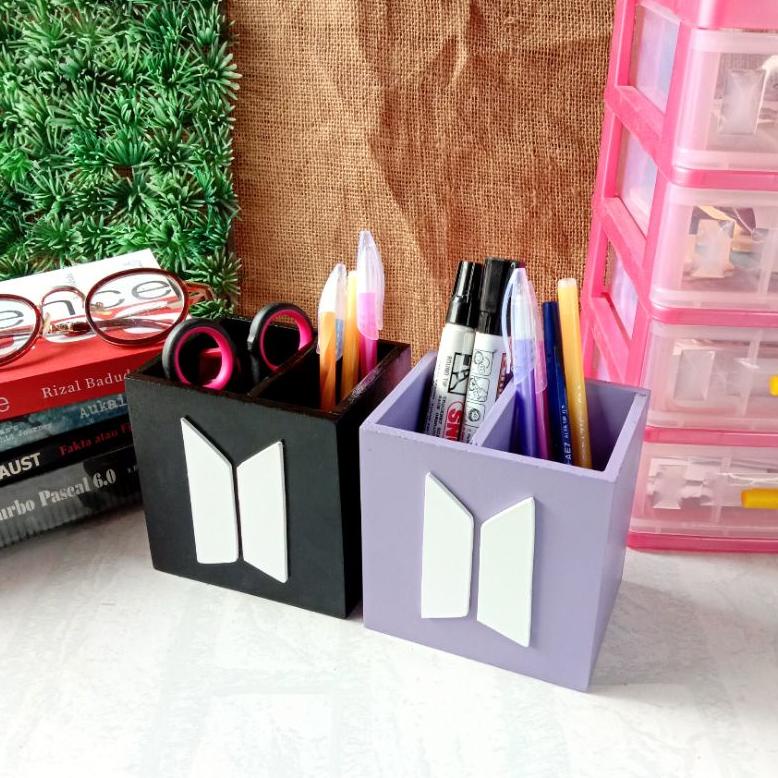 

Kotak Pensil BTS Logo timbul/Tempat pensil unik dan lucu kotak Organizer Pensil