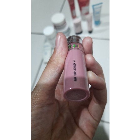 OMBRELLA lip totem tint somethinc nikola preloved