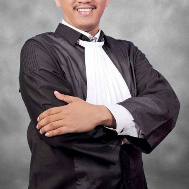 Toga Advokat Premium Jet Black