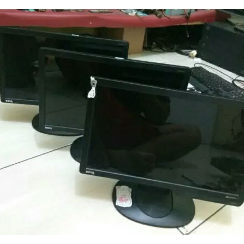 Monitor 16in Inch WideScreen Komputer PC CCTV LCD LED Normal