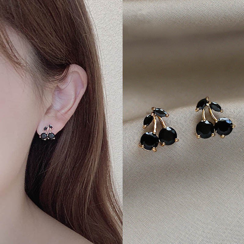 Anting 925 Silver Needle Bentuk Cherry Warna Hitam Untuk Wanita