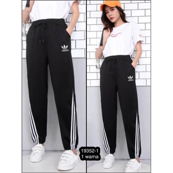 Woman Training Pants Sweatpants Track Pants ( Celana Training Olahraga Gym Adid*s Wanita )