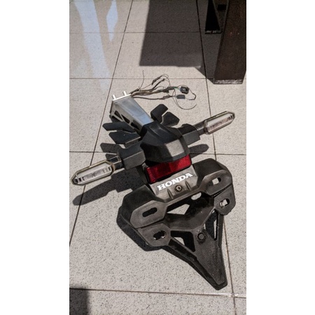 spakbor belakang cbr250rr