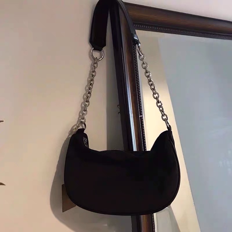 black hobo bag