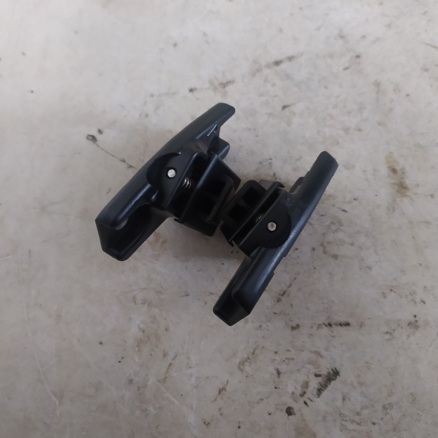 Stoper Pintu Mobil APV Set