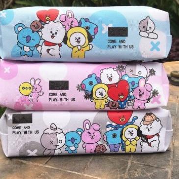 

Berkualitas! 1 PAK ISI 6 Kotak Pensil BTS BT21 Tempat Pensil PU Ritsleting Pola Indah Kartun 원