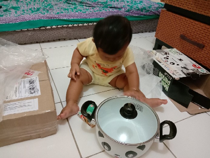 Panci Enamel 22cm Tutup Kaca Hello Panda Maspion