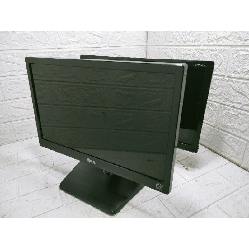 MONITOR LED 16 INCH  ACER  WIDE LIKE NEW LENGKAP KABEL DAN GARANSI